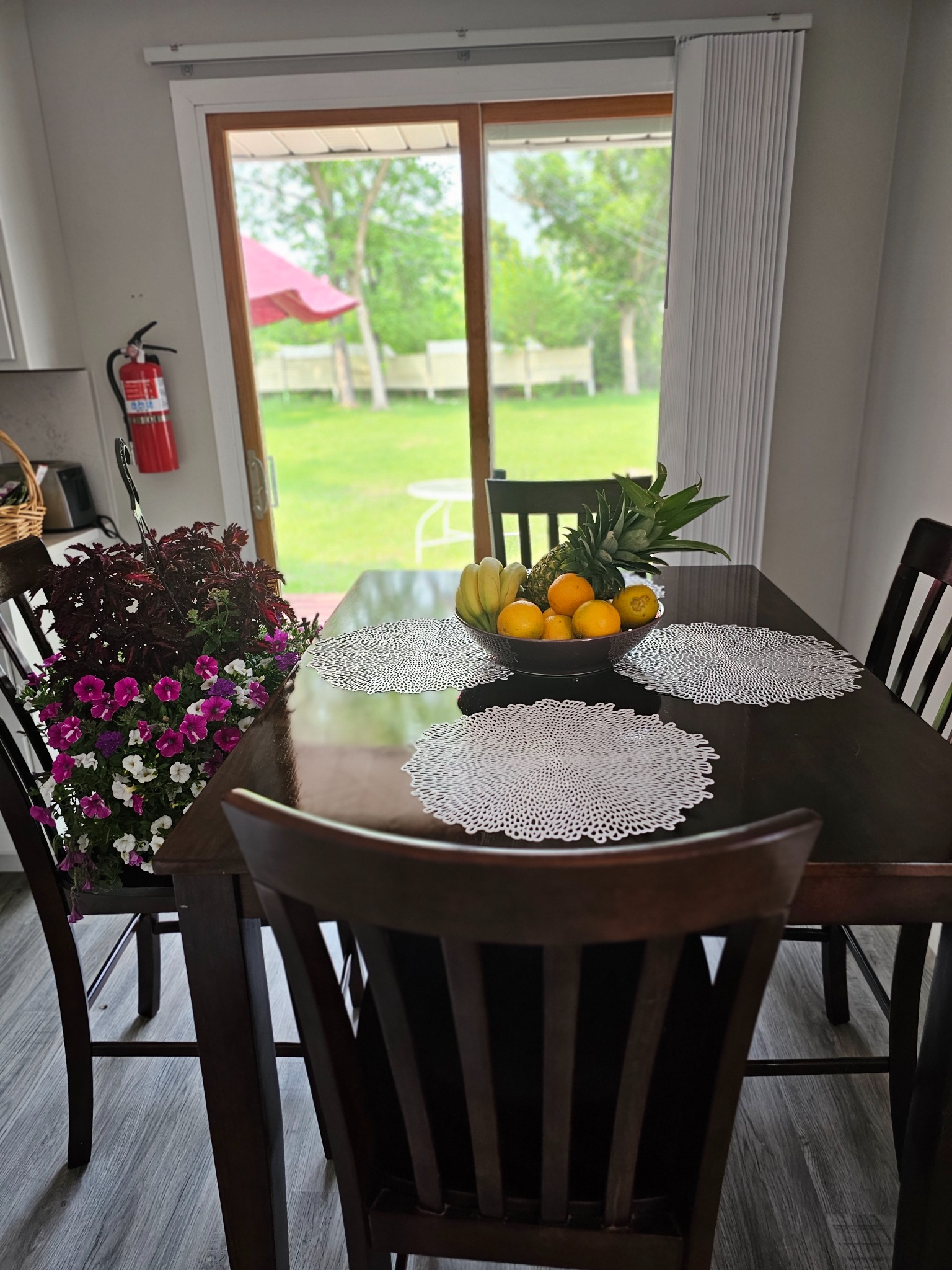 Evergreen dining room